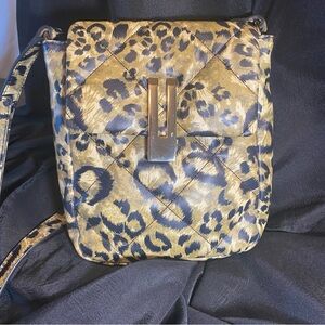 Vince Camuto leather Crossbody adj strap purse leopard print quilted style